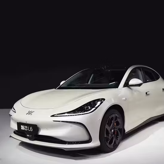 Chino 2023 Stock Truck HOWO Vehículo Sedan EV SUV Mini coche eléctrico